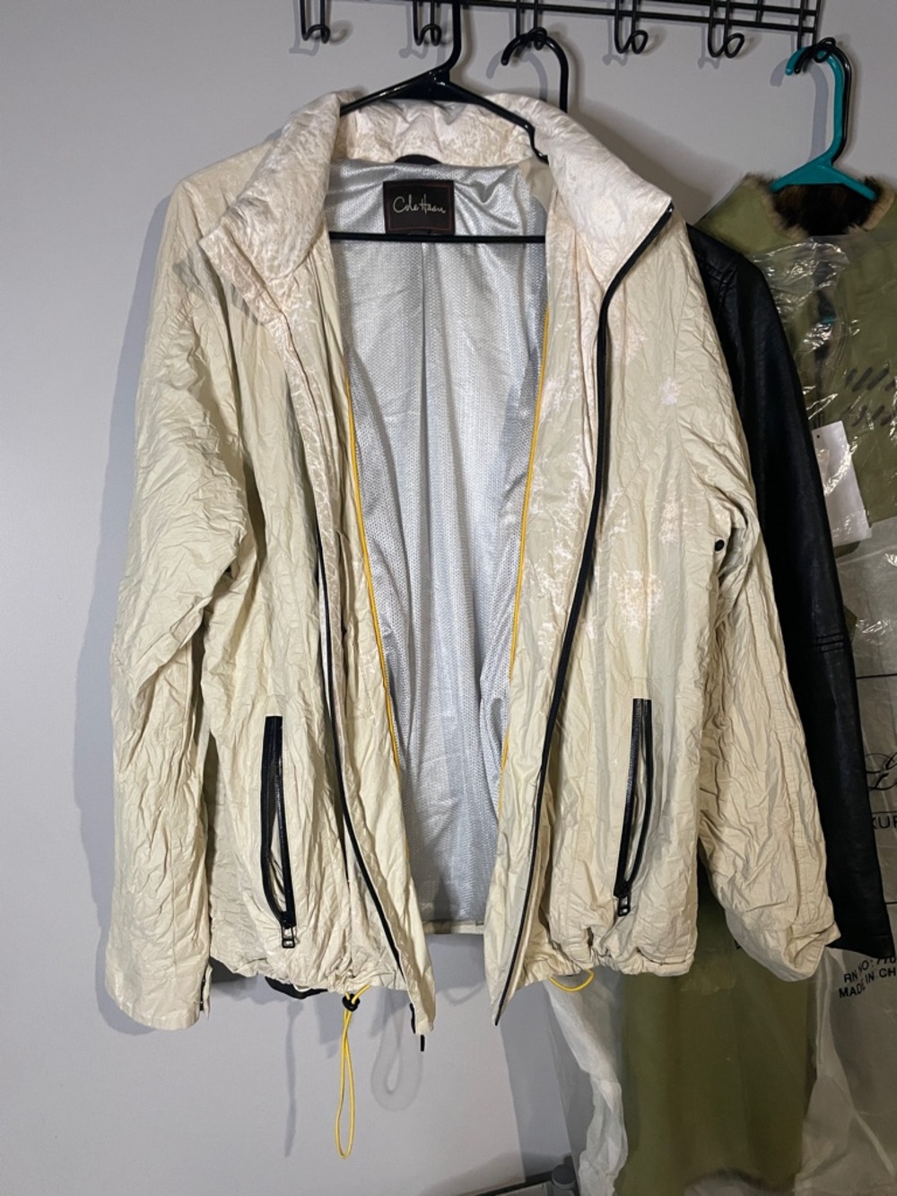 Cole Haan Cream Lightweight Zip Jacket with Black Trim